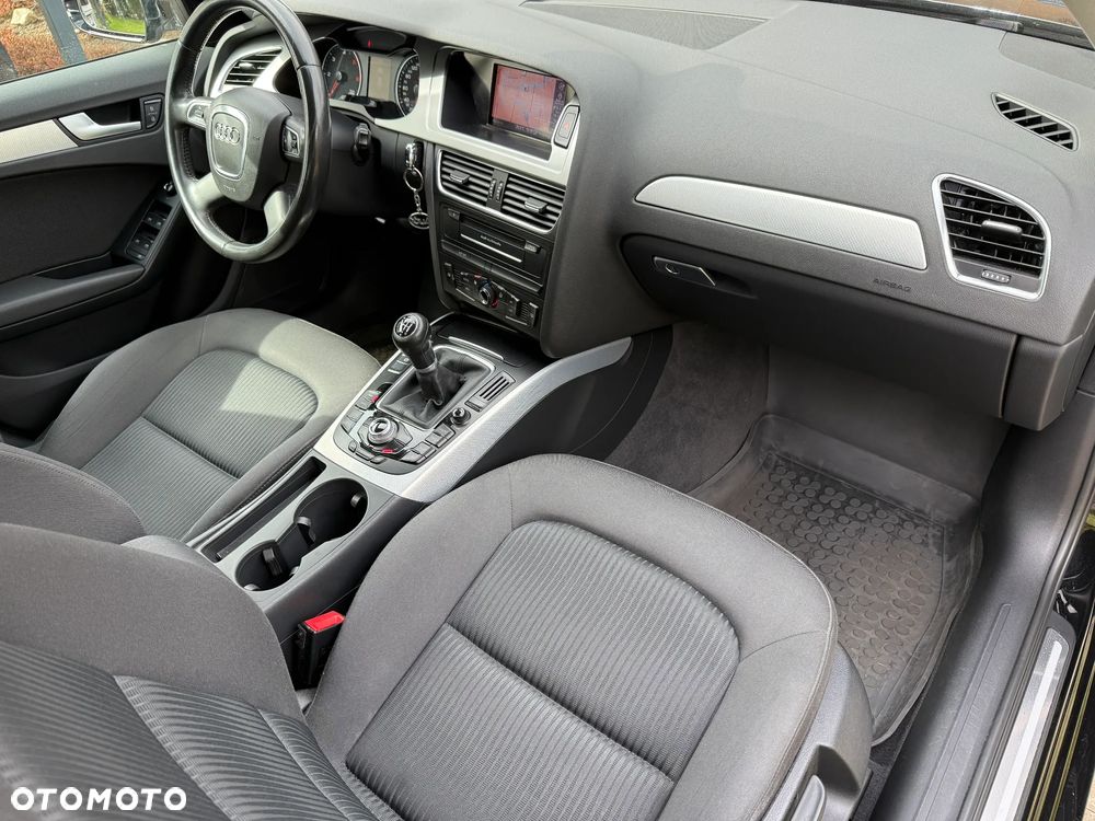 Audi A4 Avant 2.0 TDI DPF Attraction - 11