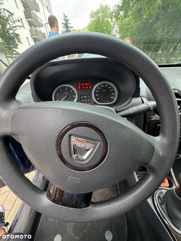 Dacia Duster 1.6 - 12