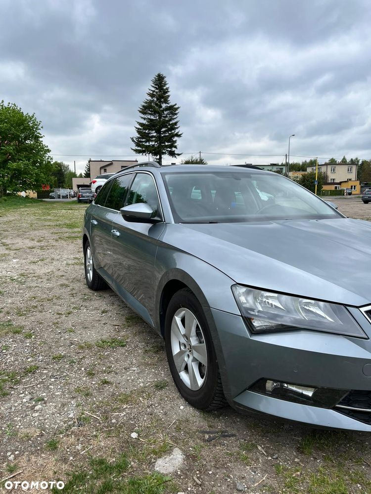 Skoda Superb 1.6 TDI Style - 20