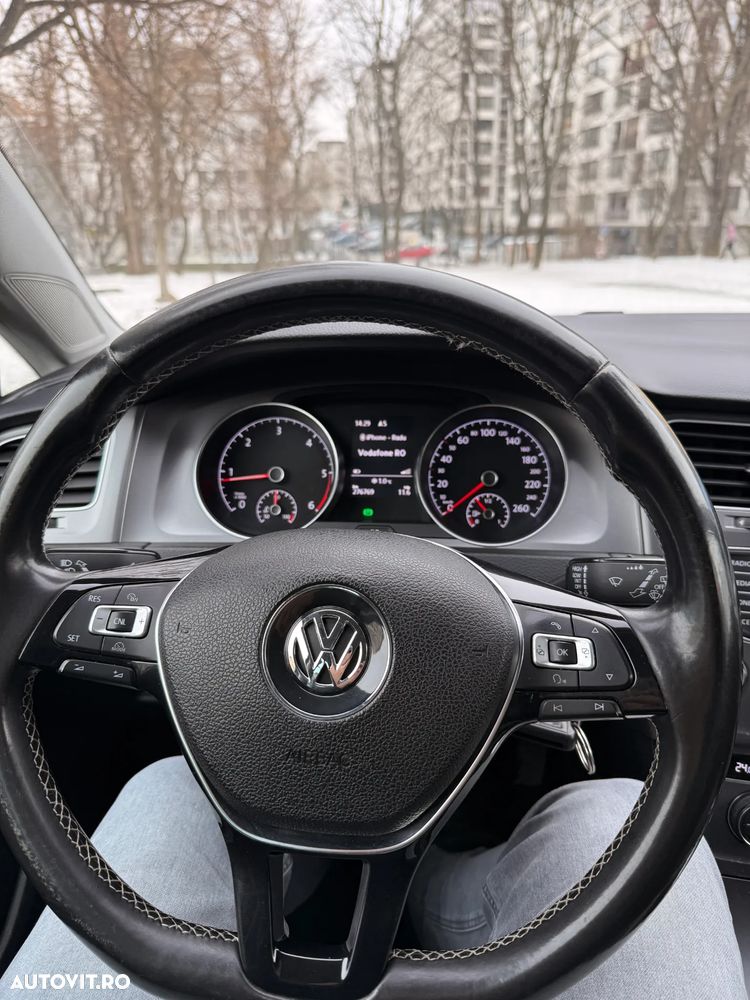 Volkswagen Golf 1.6 TDI BlueMotion Technology Lounge - 5