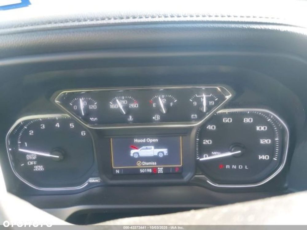 GMC Sierra - 11