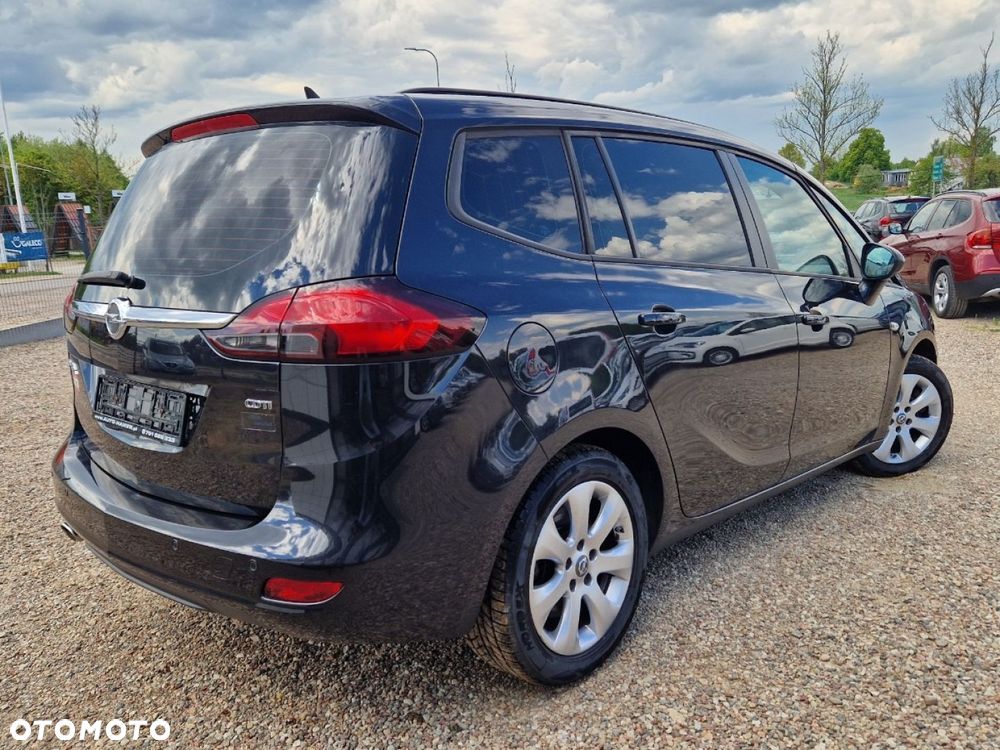Opel Zafira - 2