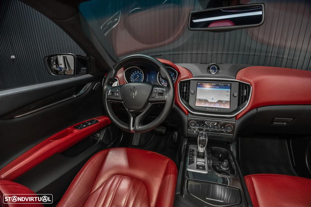 Maserati Ghibli 3.0 V6 - 9
