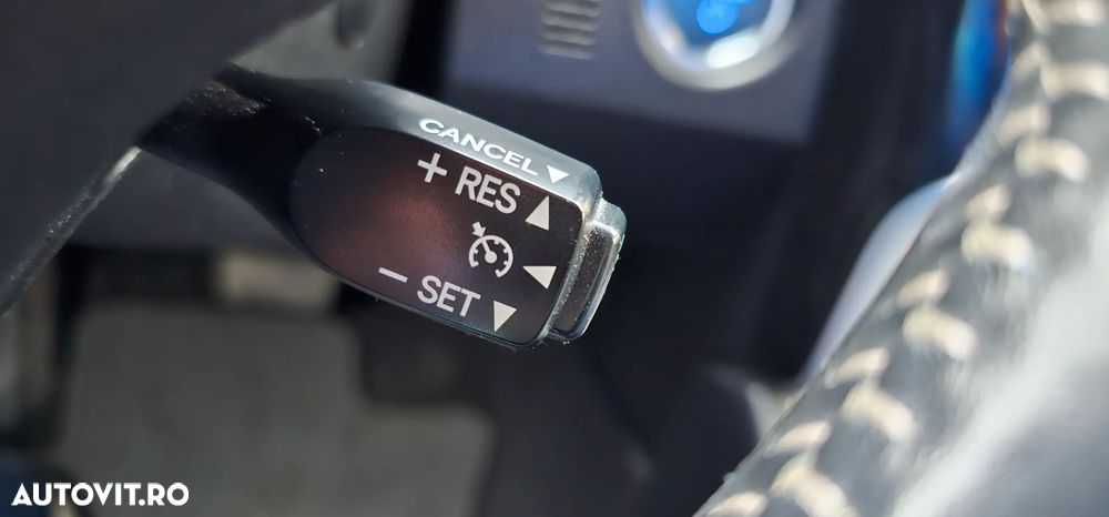 Toyota Auris 1.8 L VVT-i TS Hybrid Luna - 17