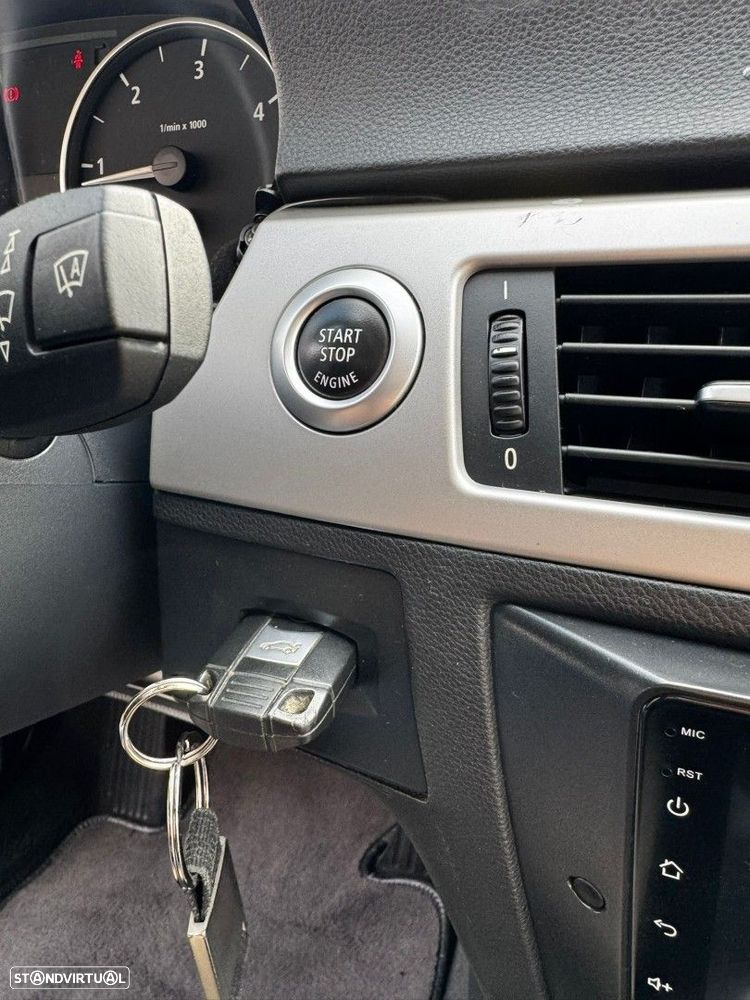 BMW 320 dA Exclusive - 20