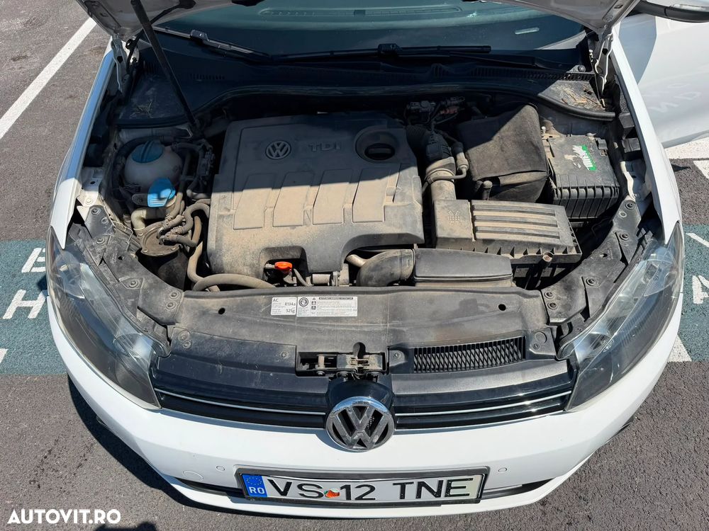 Volkswagen Golf 1.6 TDI DPF Comfortline - 11