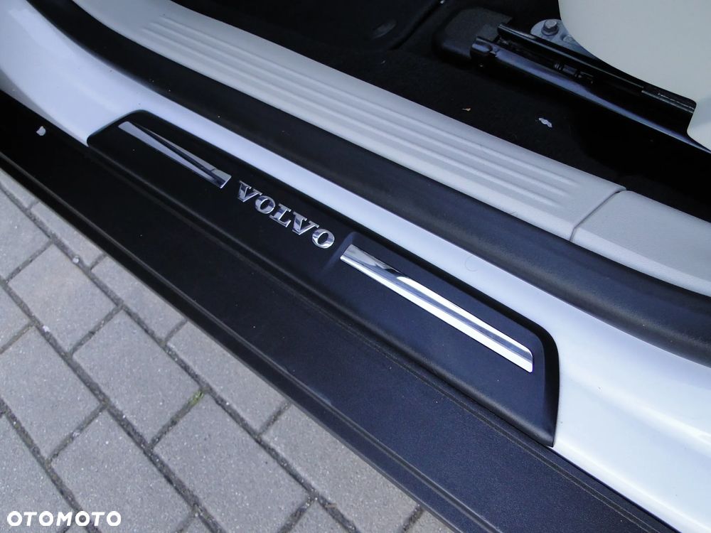 Volvo V40 Cross Country D3 Ocean Race - 15