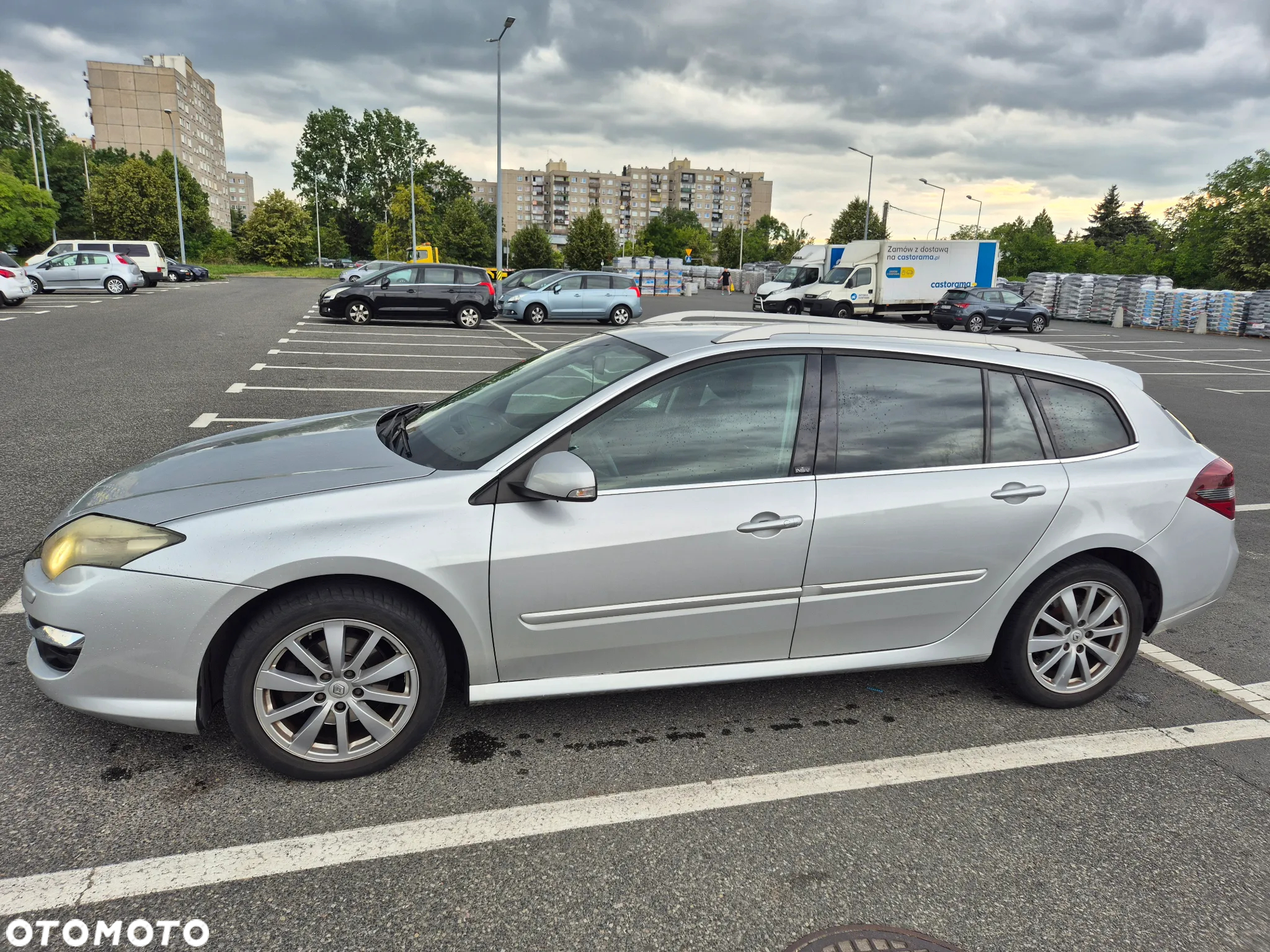 Renault Laguna 2.0 dCi Initiale - 8