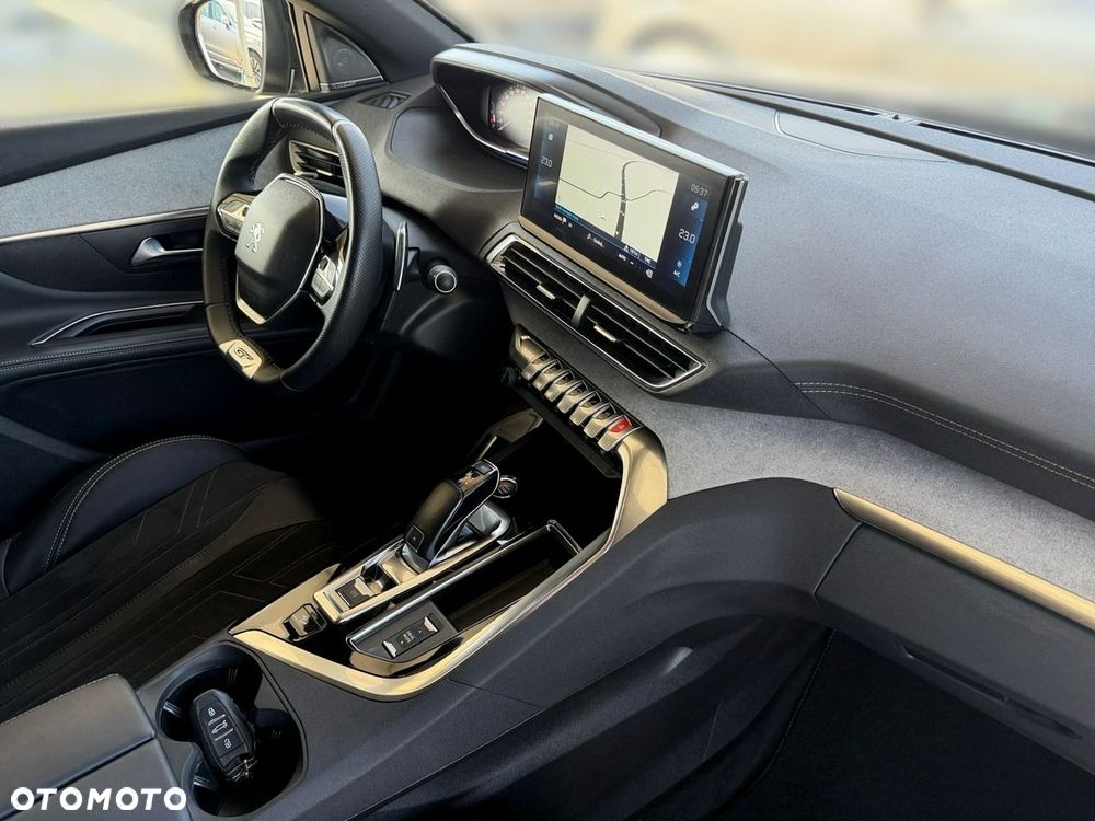 Peugeot 5008 - 19