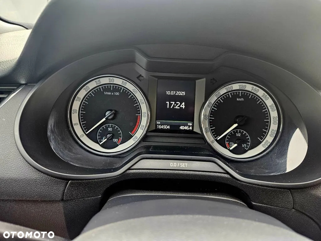 Skoda Octavia 2.0 TDI Drive DSG - 8