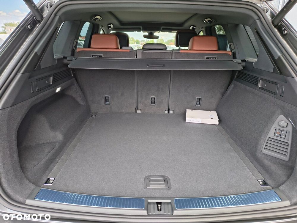 Volkswagen Touareg - 10