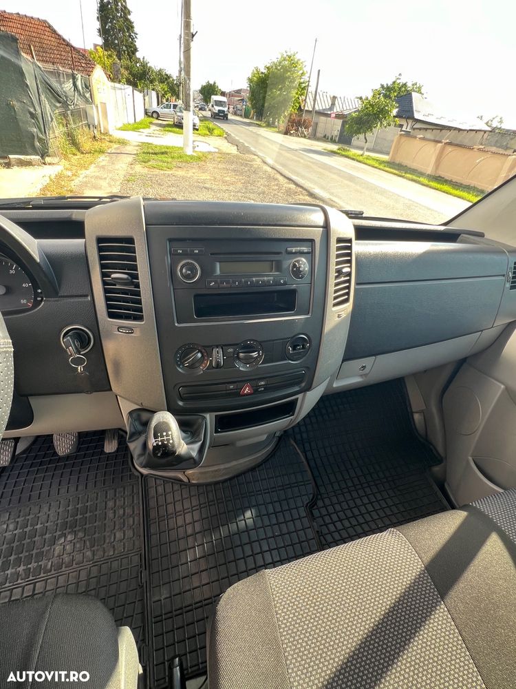 Mercedes-Benz Sprinter 906.211 - 7