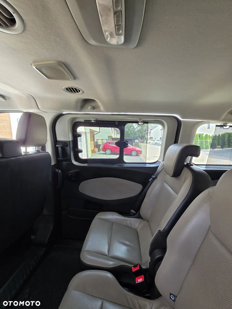 Ford Tourneo Custom 2.0 TDCi L2 Titanium - 38