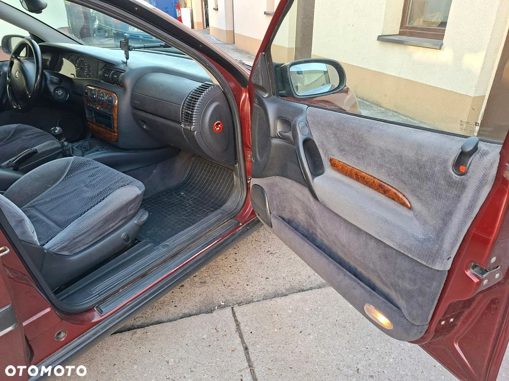 Opel Omega 2.0 CD - 23
