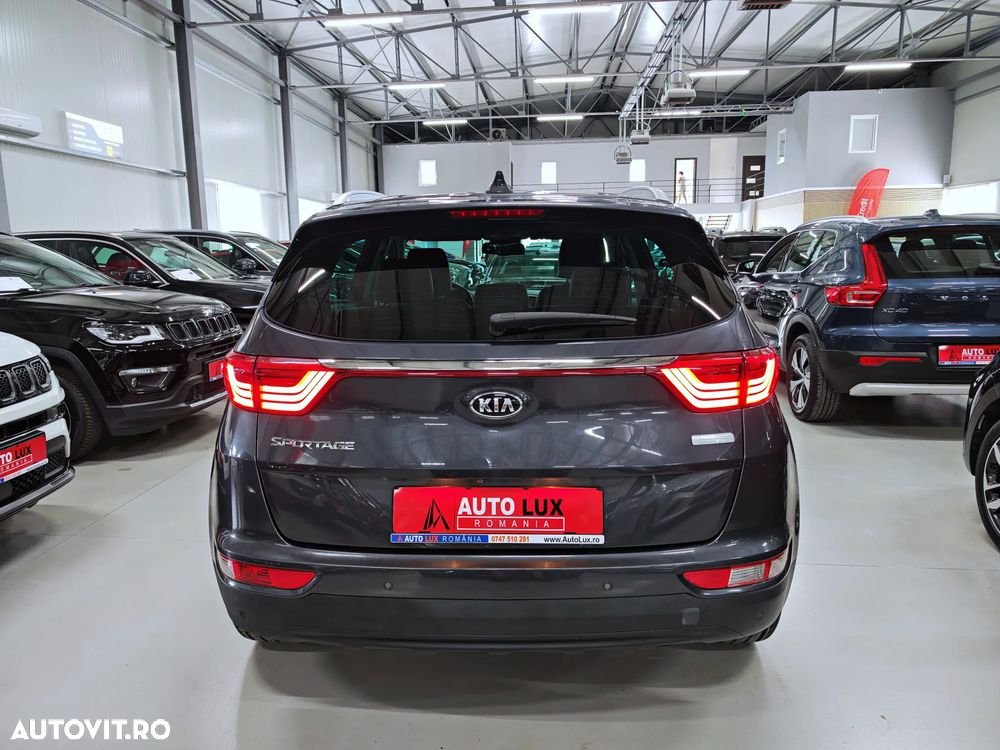 Kia Sportage 1.7 DSL 7DCT 4x2 Style - 29
