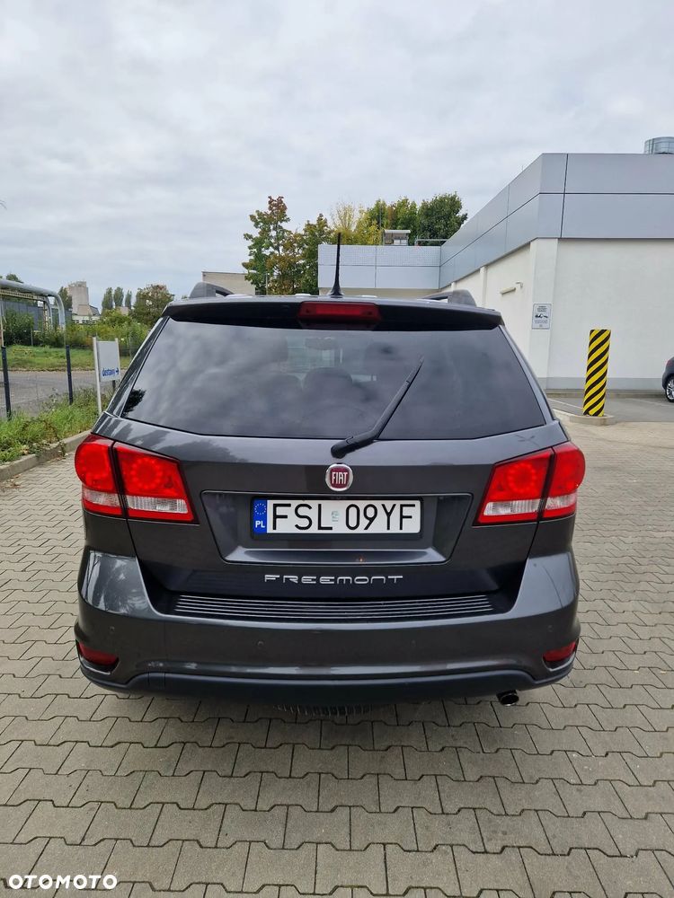 Fiat Freemont 2.0 Multijet Lounge - 4