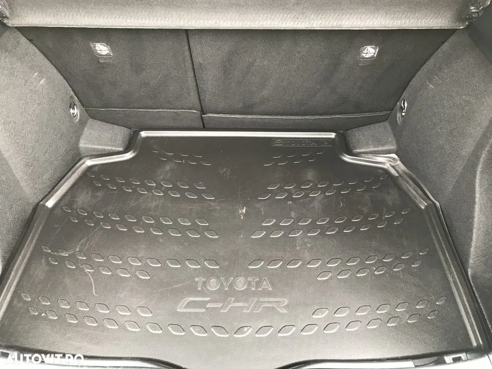 Toyota C-HR Business-Edition - 36