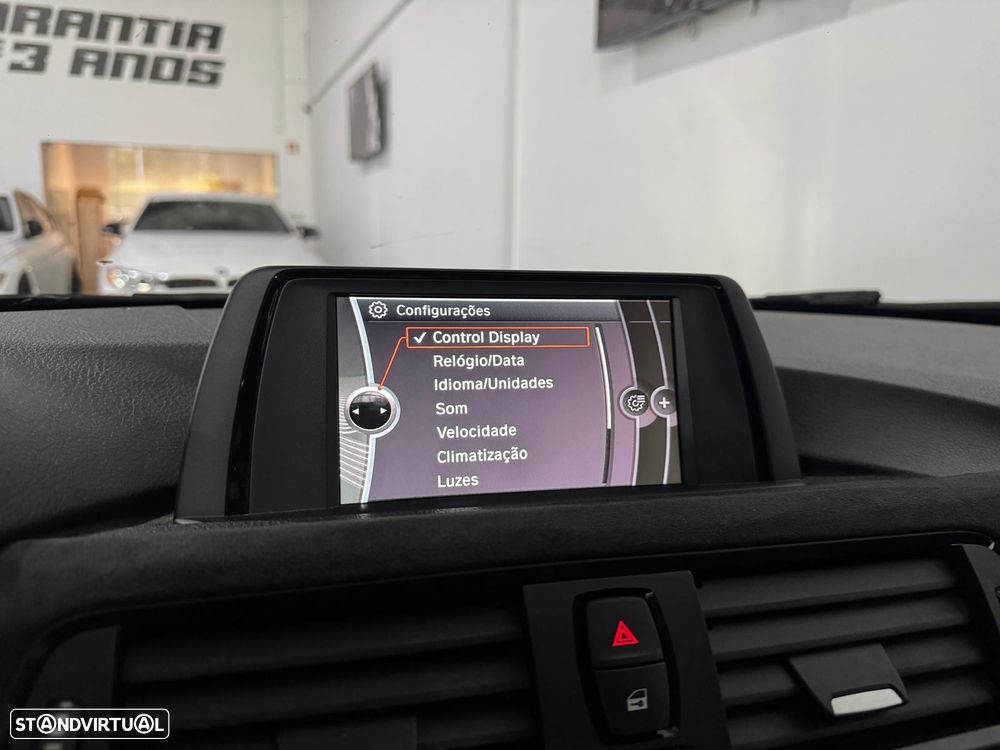 BMW 328 i Auto Pack M - 26