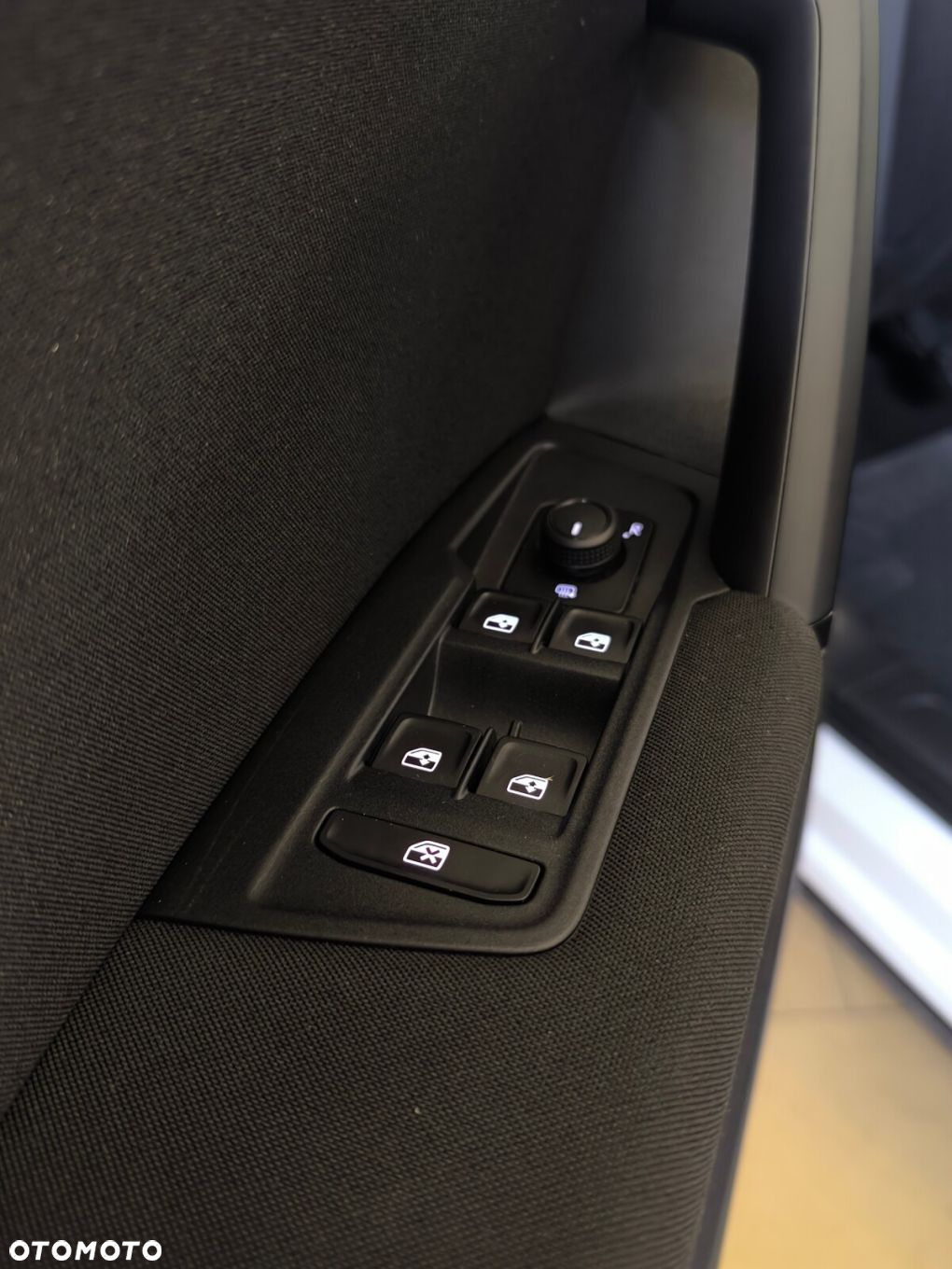 Volkswagen Tiguan - 9