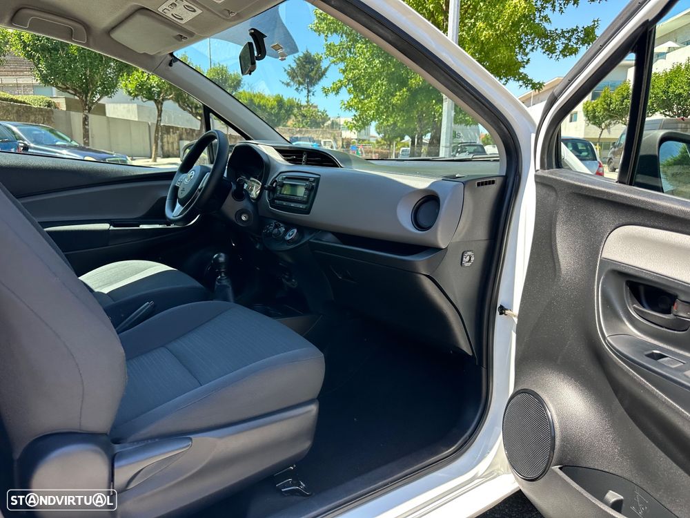 Toyota Yaris 1.4 D-4D - 23
