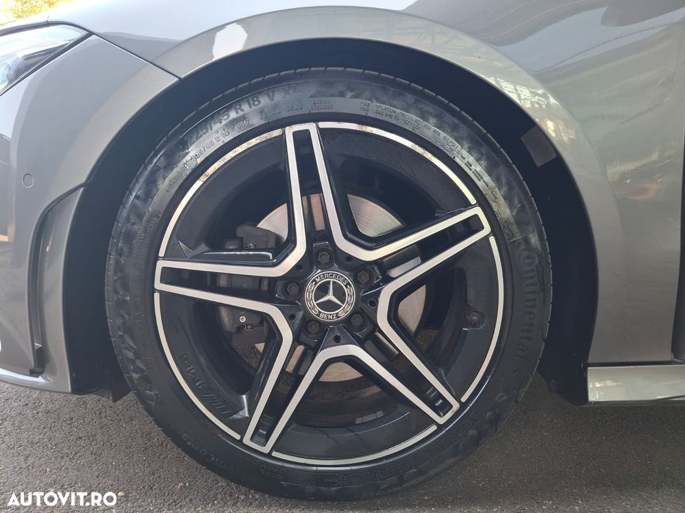 Mercedes-Benz CLA 180 d 7G-DCT - 27