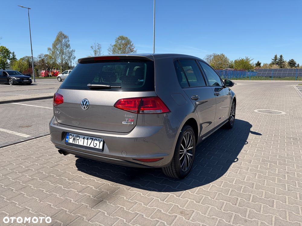 Volkswagen Golf 1.4 TSI BlueMotion Technology Lounge - 4