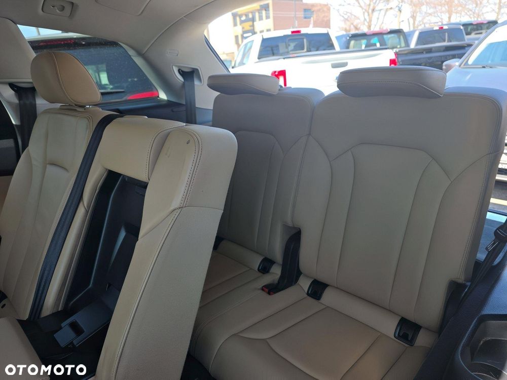 Audi Q7 - 11