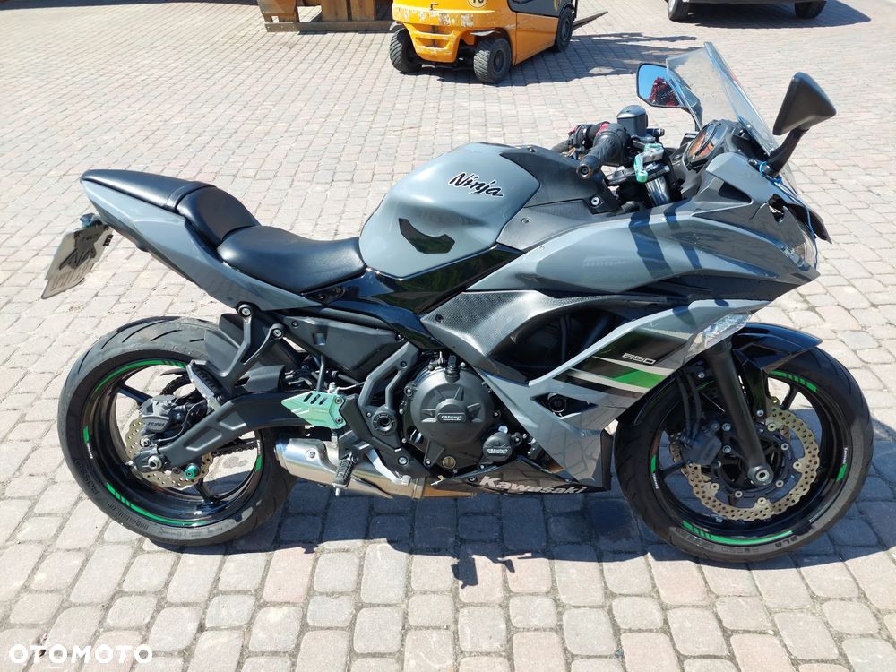 Kawasaki Ninja - 6