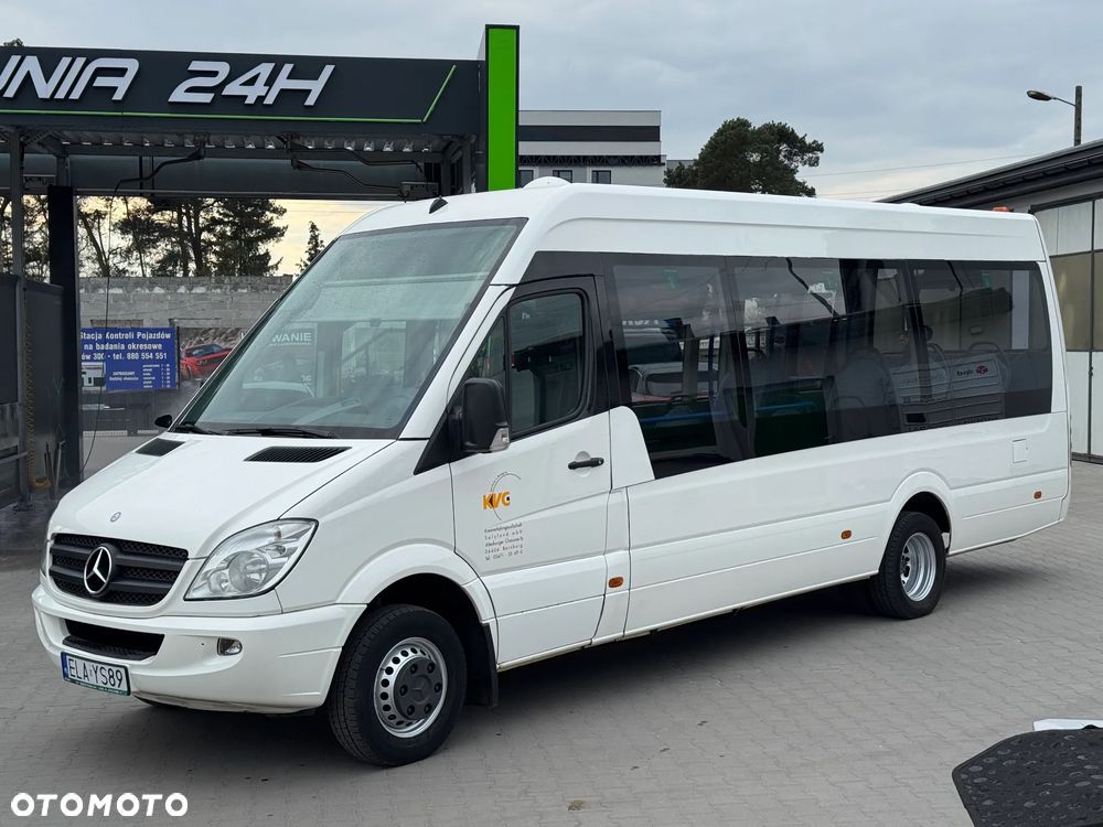 Mercedes-Benz Sprinter - 2