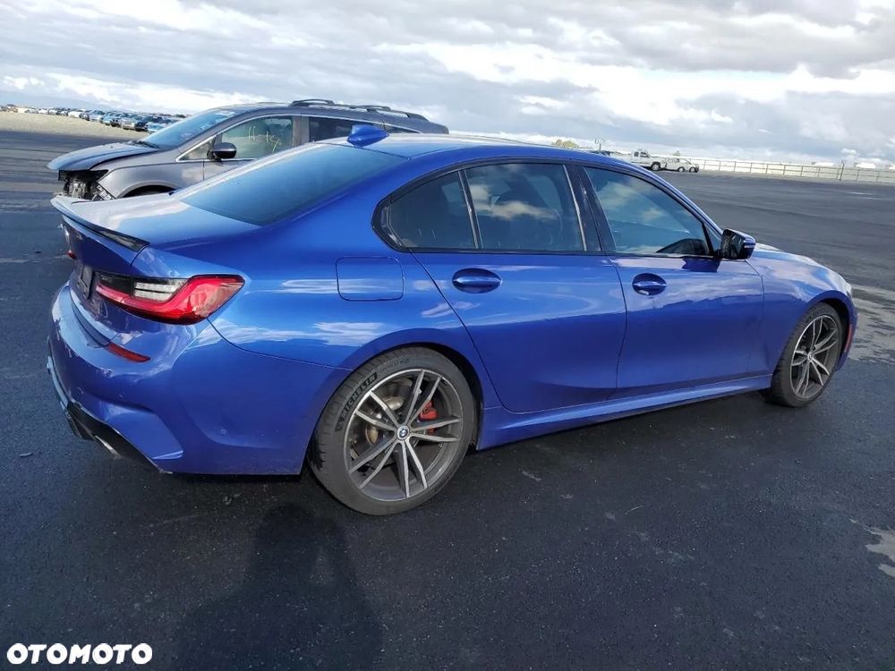 BMW Seria 3 330i xDrive M Sport - 6