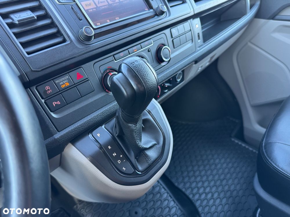 Volkswagen Transporter - 25