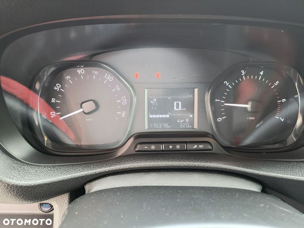 Toyota ProAce - 11