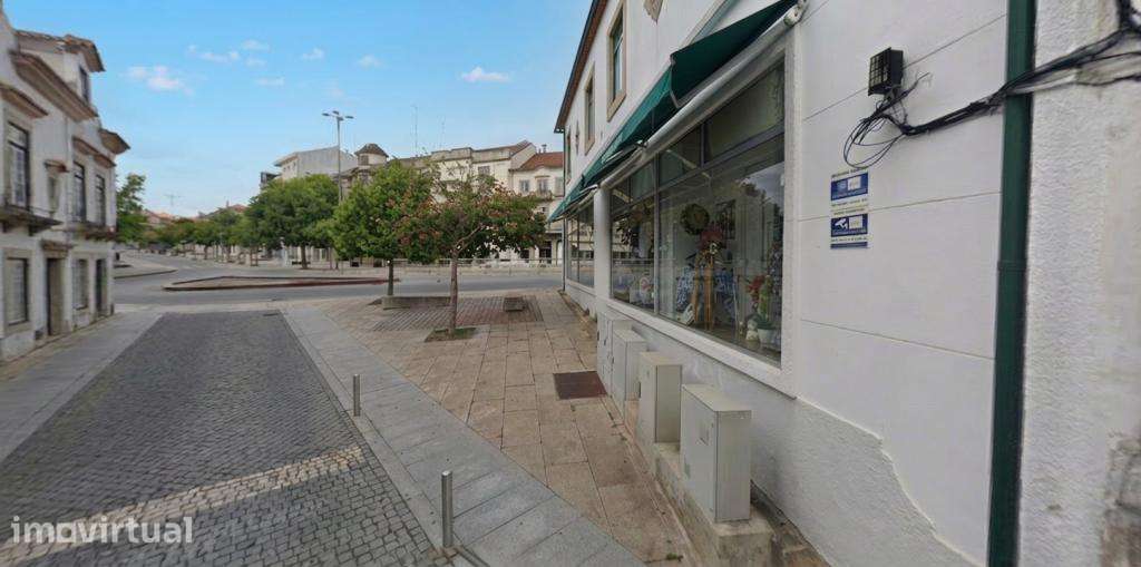 Loja com recheio no centro de Castelo Branco - Grande imagem: 5/5