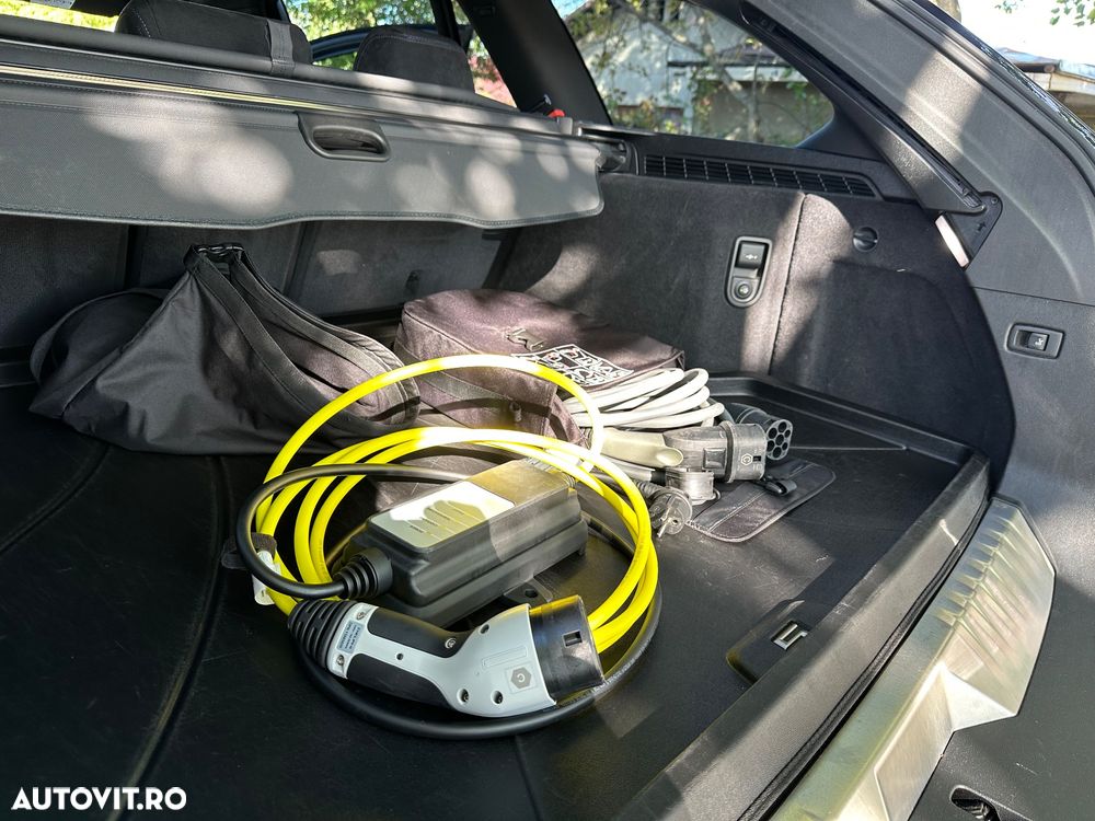 BMW Seria 5 530e xDrive Aut. M Sport Edition - 7