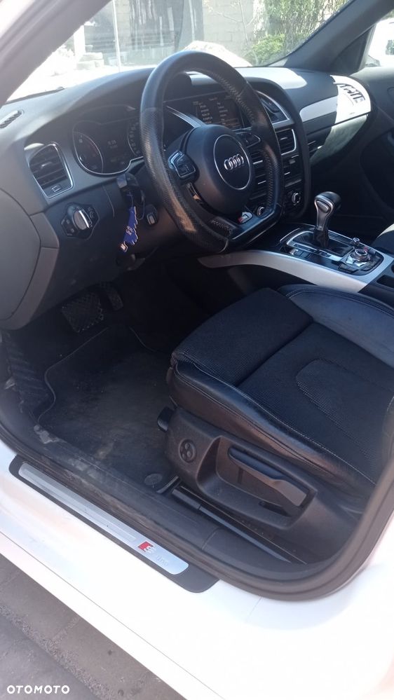 Audi A4 Avant 2.0 TFSI quattro S tronic S line Sportpaket - 6