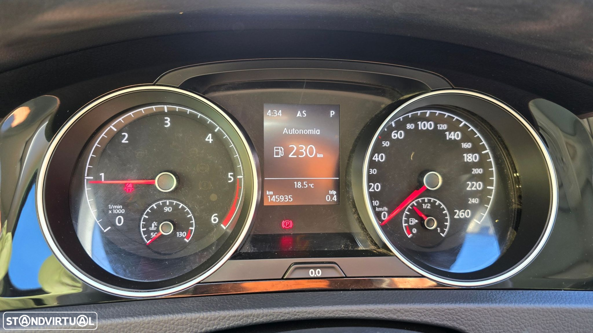 VW Golf Variant 1.6 TDi Highline DSG - 19