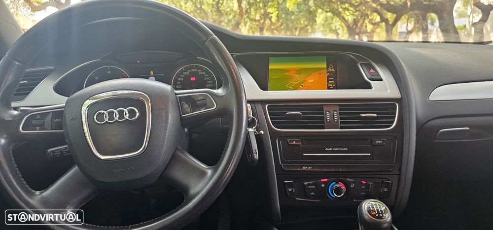 Audi A4 Avant 2.0 TDI DPF Ambition - 14
