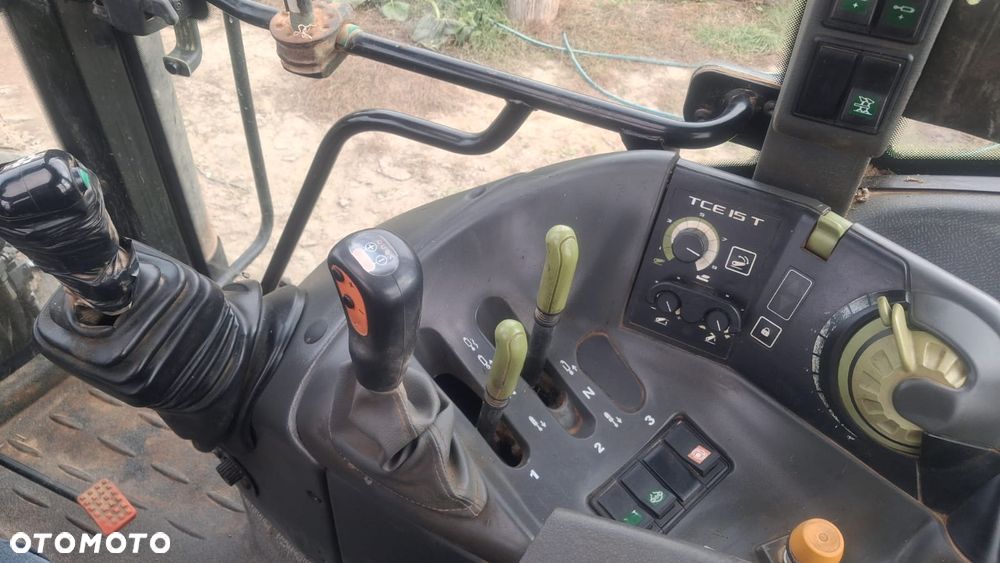 Claas Arion 420 - 16