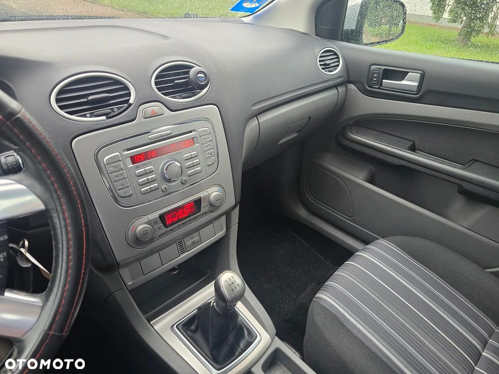Ford Focus - 13