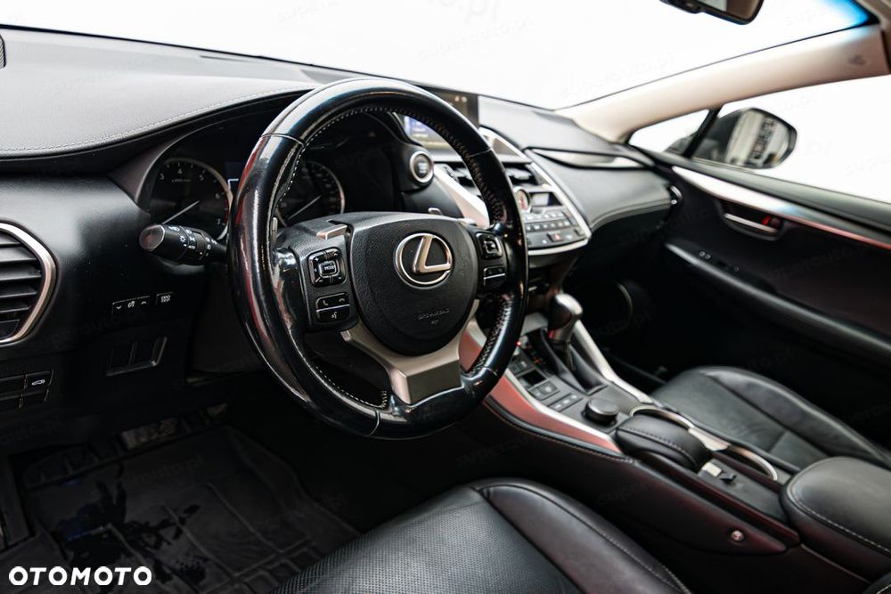 Lexus NX 200t Comfort AWD - 11