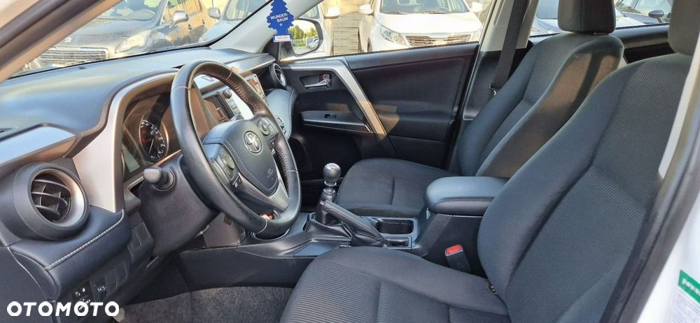 Toyota RAV4 - 37