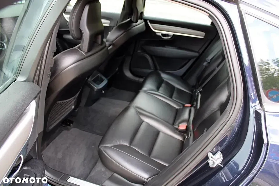 Volvo S90 - 14