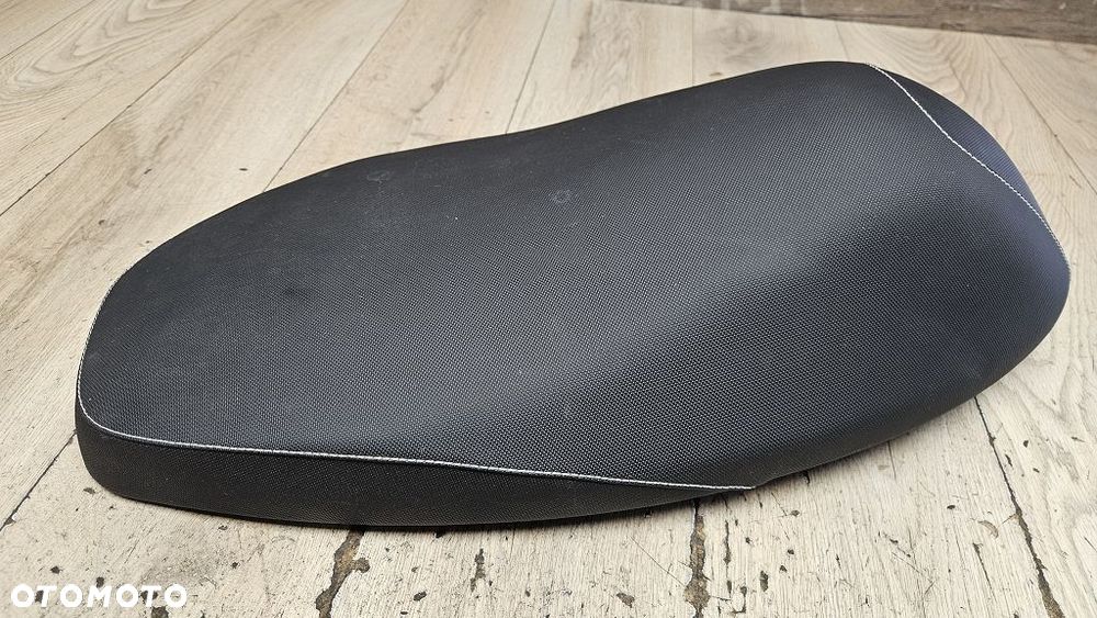 Siedzenie kanapa do skutera Yamaha Slider / MBK Stunt 50  5JH-F4730 - 4