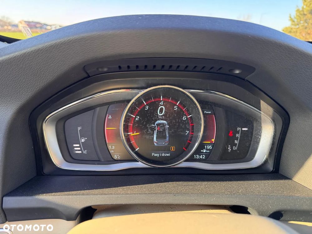 Volvo S60 T5 Geartronic Momentum - 17