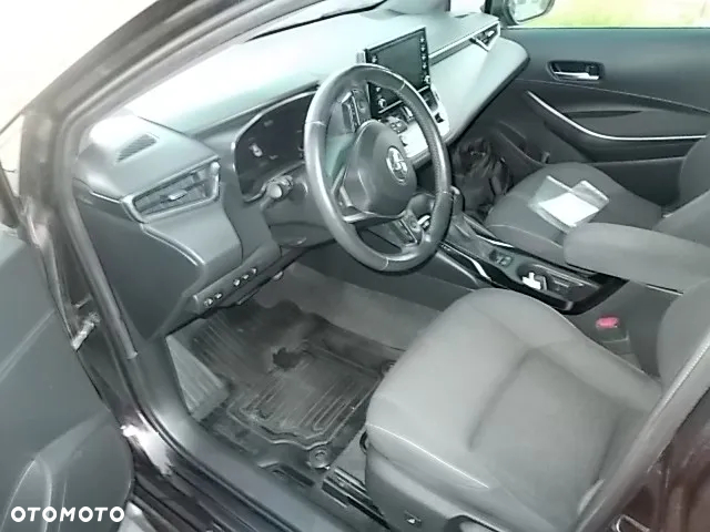 Toyota Corolla 1.8 Hybrid Executive - 11