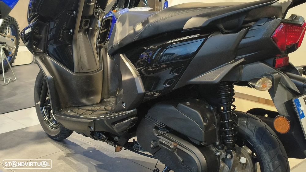 Yamaha RayZR 125 - 7