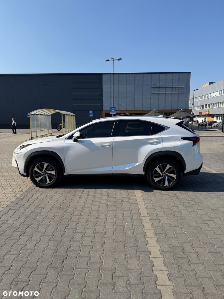 Lexus NX - 7