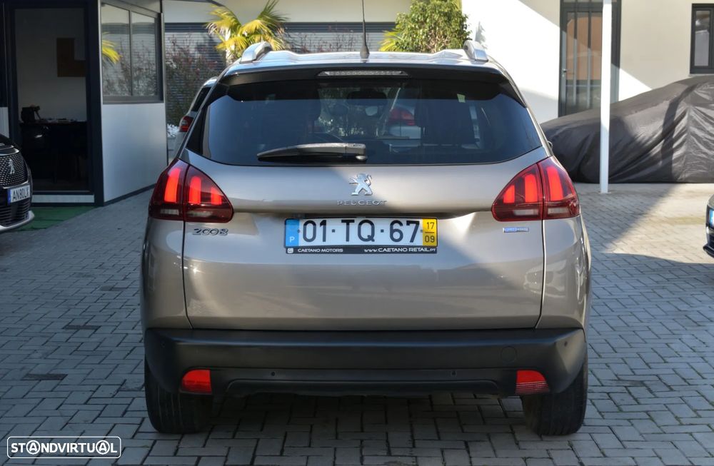 Peugeot 2008 1.2 PureTech Style - 14