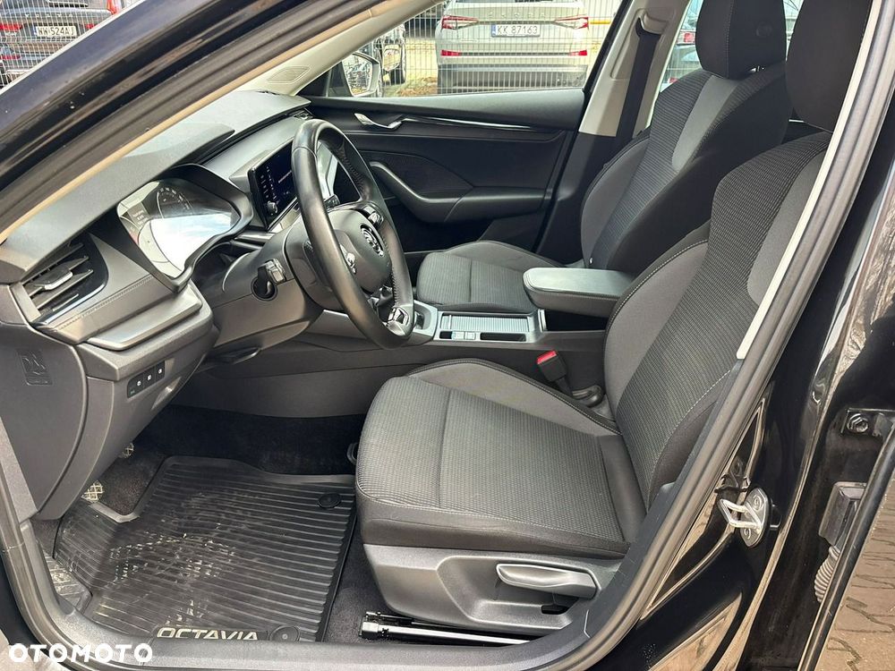 Skoda Octavia 1.5 TSI ACT Ambition - 10