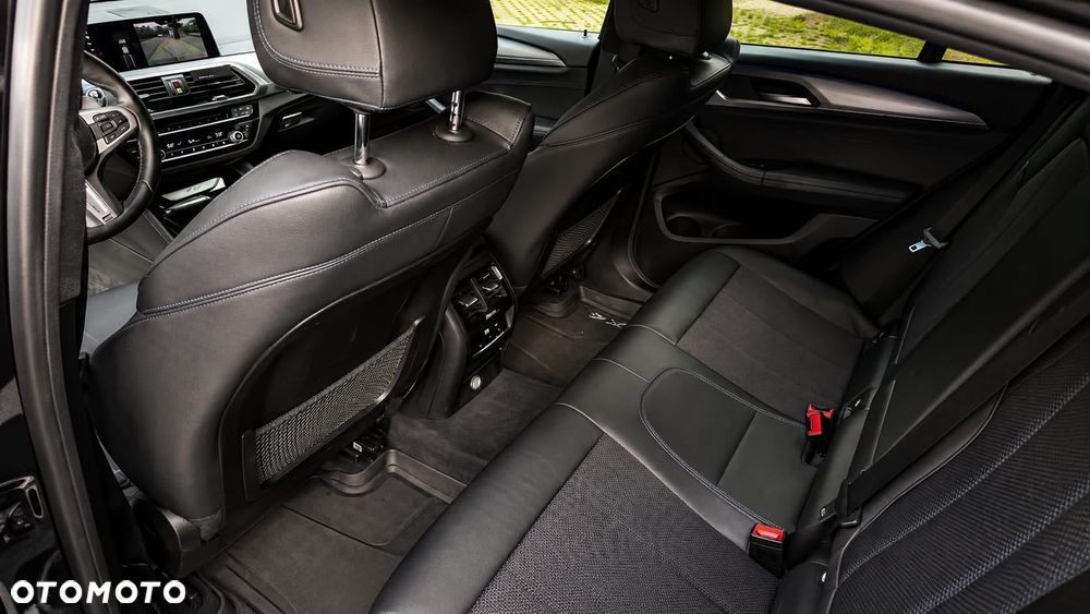 BMW X4 xDrive20d - 8